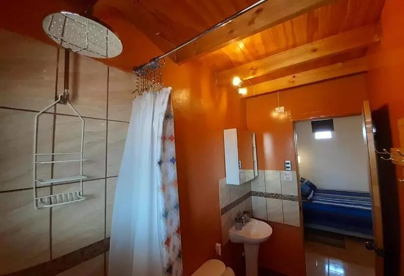 پانسیون Hostal Yurak