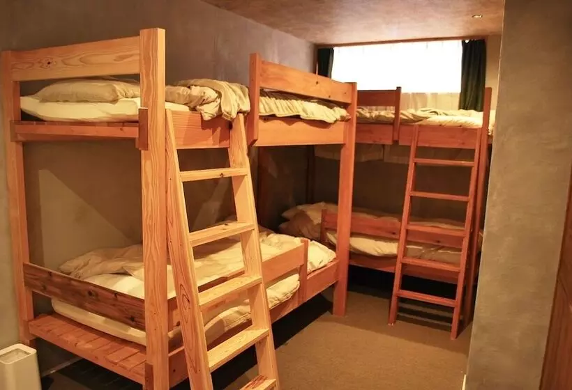 پانسیون Nawate Guesthouse