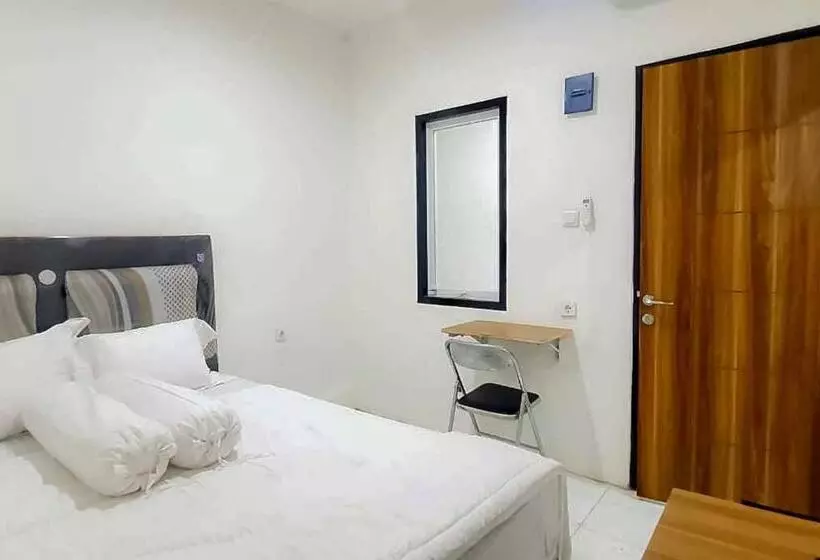 هتل Maminoti Syariah Residence Mitra Reddoorz