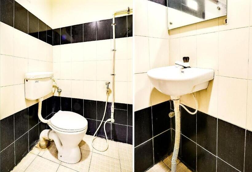 בית מלון כפרי Spot On Srinivasa Residency