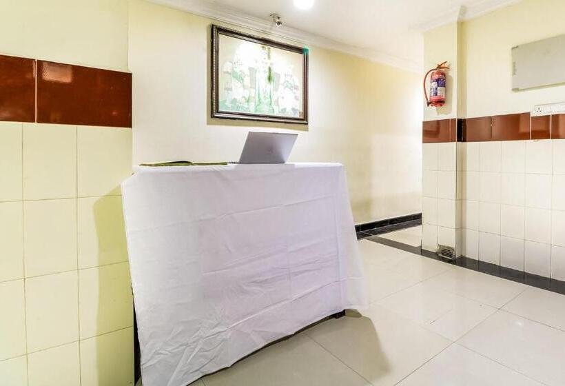 בית מלון כפרי Spot On Srinivasa Residency