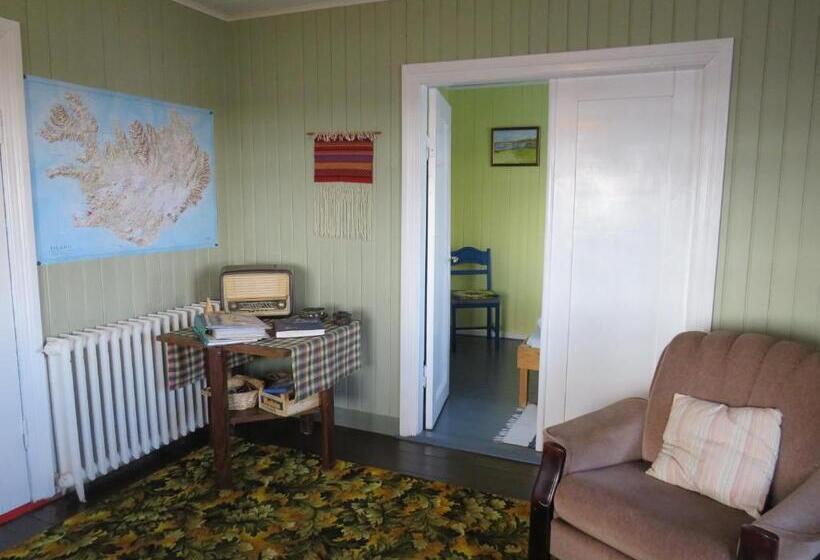 Húsey Hostel & Horsefarm