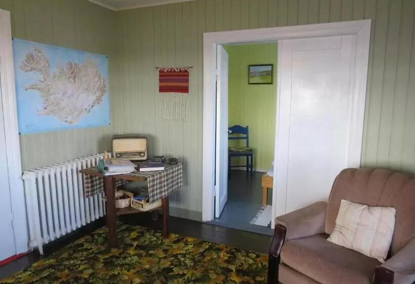 Húsey Hostel & Horsefarm