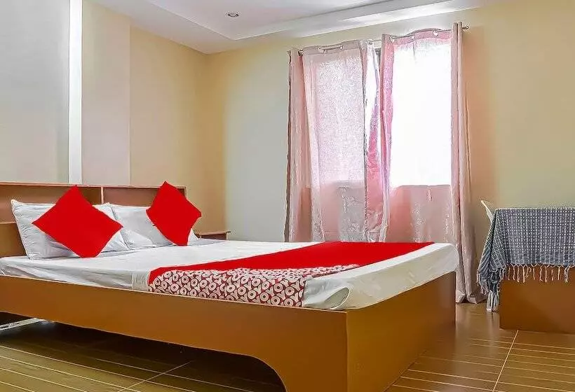 ペンション La Briana Guest House