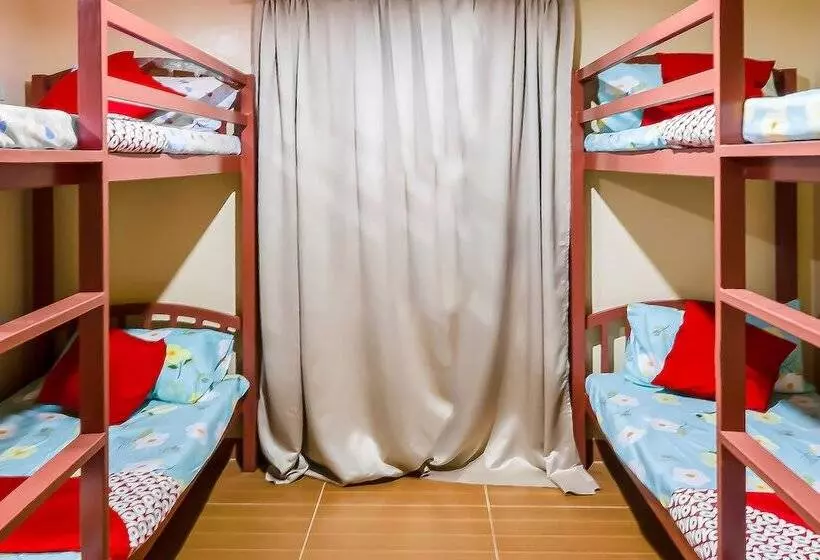 ペンション La Briana Guest House