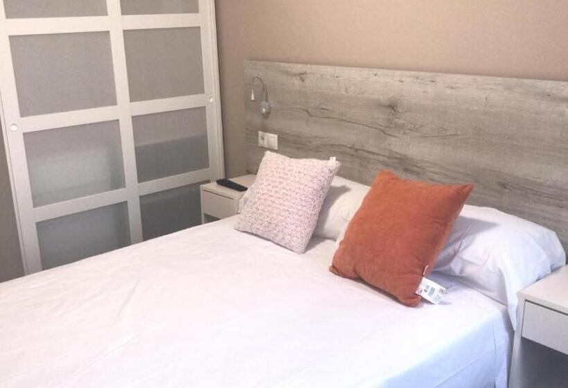 Pensión La Intermodal