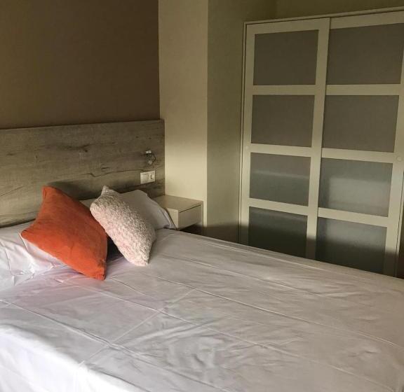 Pensión La Intermodal