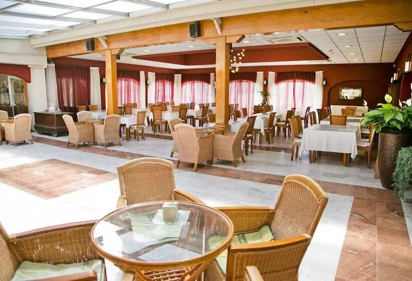 Aparthotel Bahia Pinosol