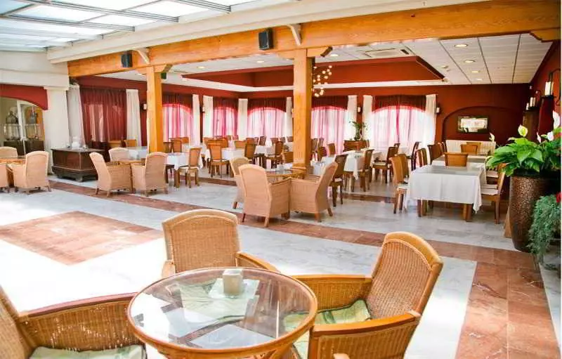 Aparthotel Bahia Pinosol