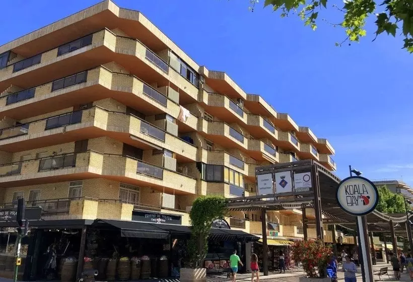 Apartamentos Iris Bahía Dorada