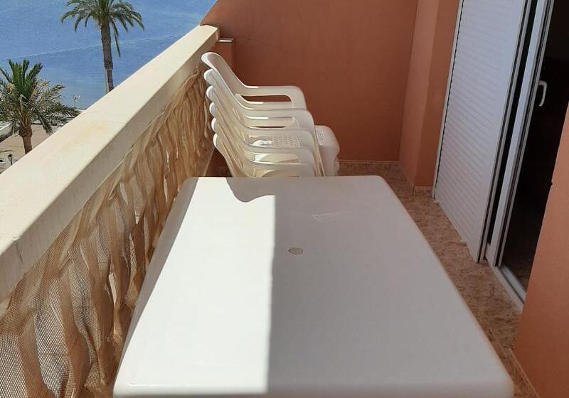 Apartamentos Turisticos Isla Grosa