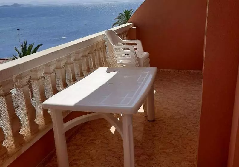 Apartamentos Turisticos Isla Grosa