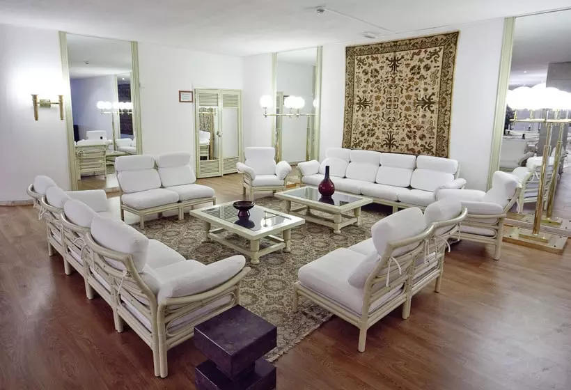 Отель Atlantis Sintra Estoril