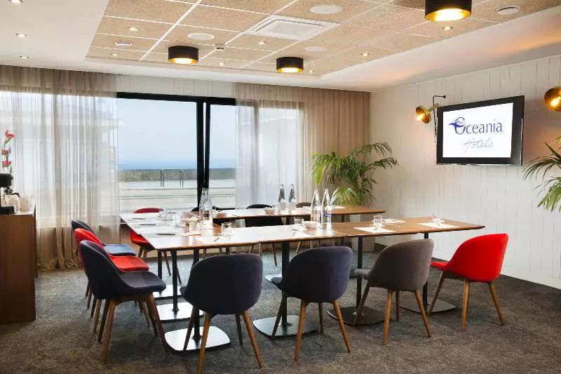 ホテル Escale Oceania Saint Malo