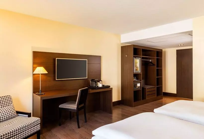 ホテル NH Berlin Kurfurstendamm