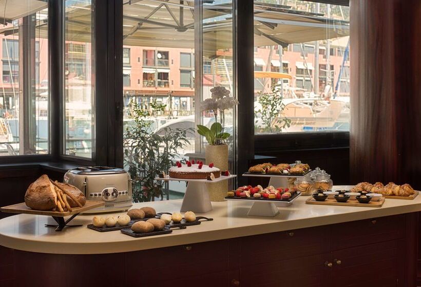 فندق NH Collection Genova Marina