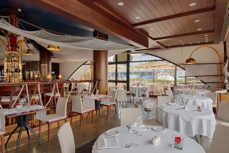 Hotel NH Collection Genova Marina