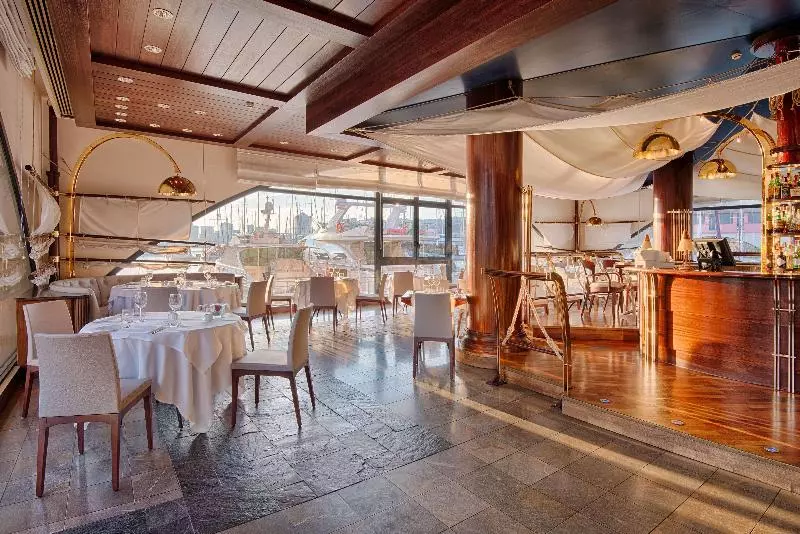 Hotel NH Collection Genova Marina