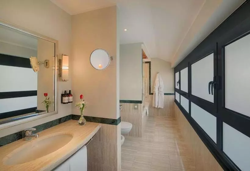 Hotel NH Collection Genova Marina