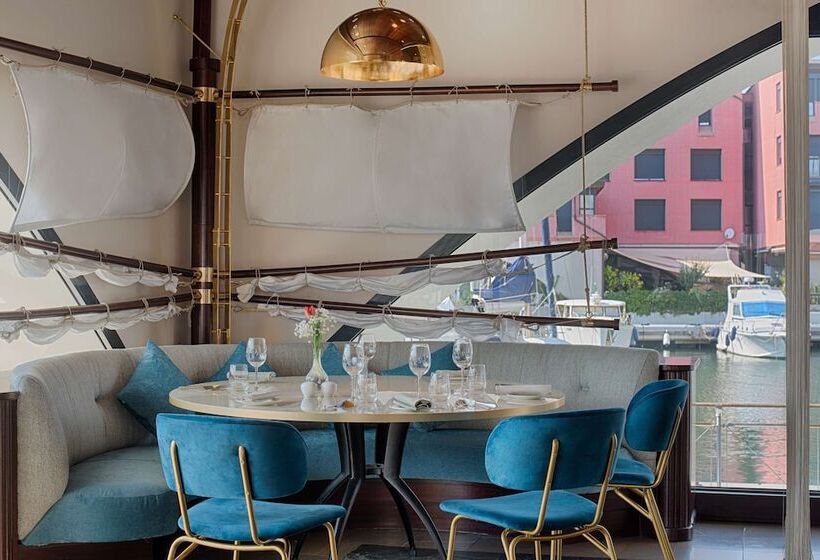 فندق NH Collection Genova Marina