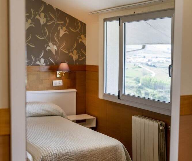 هتل Ria De Suances