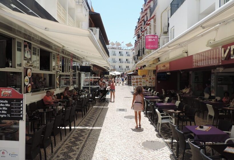 إقامة Albufeira Beach Hotel By Kavia