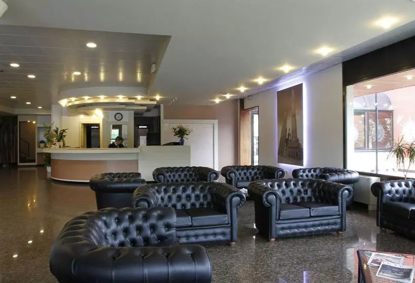 Hotelli Thp  Bologna