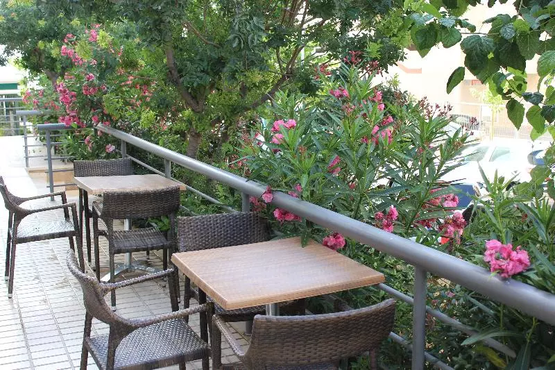 Apartamentos Vistamar