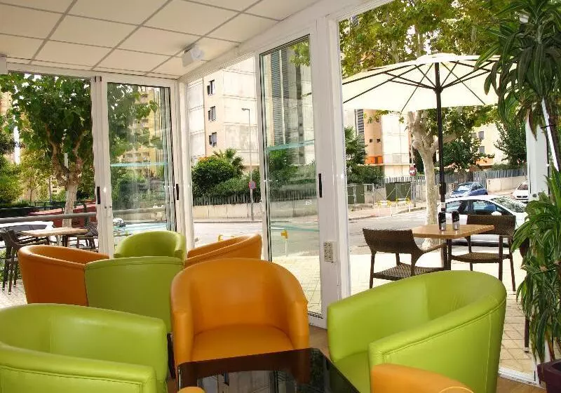 Apartamentos Vistamar