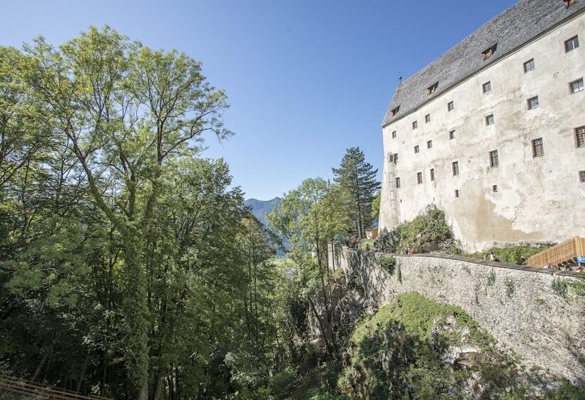 호텔 Burg Altpernstein