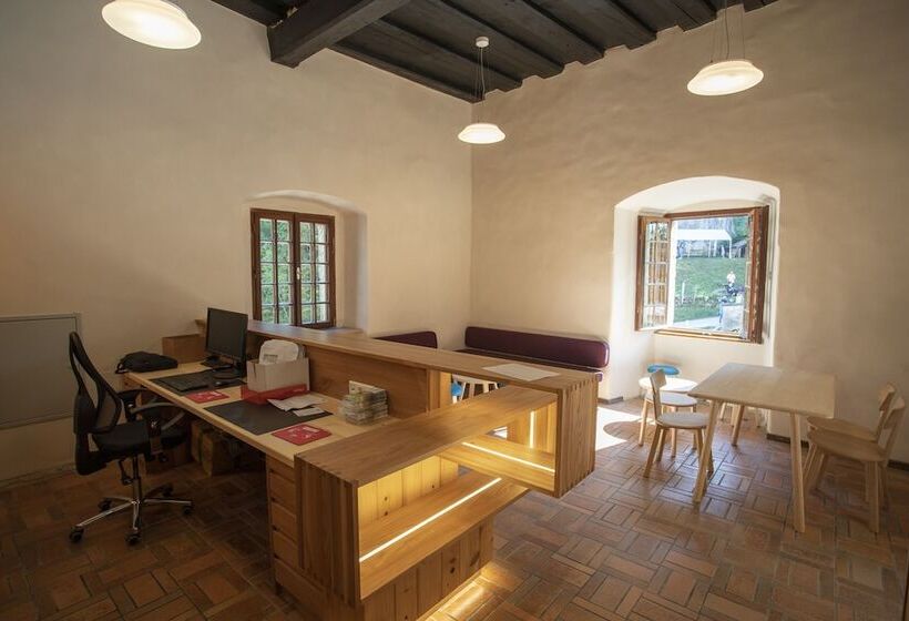 호텔 Burg Altpernstein