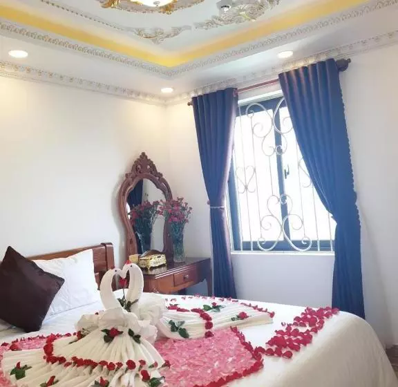 هتل Money Fine Quy Nhơn   Khách Sạn Dát Vàng