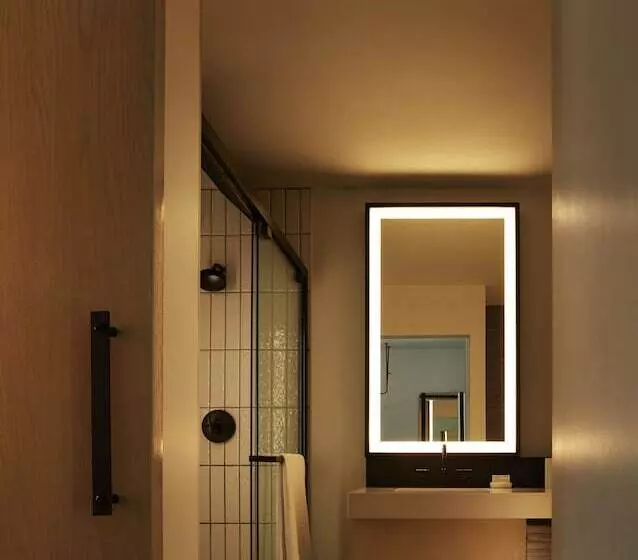 هتل Reverb By Hard Rock Atlanta Downtown