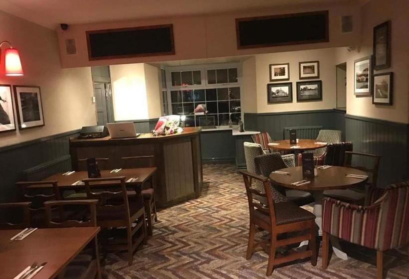 Hotel The Ynyscedwyn Arms