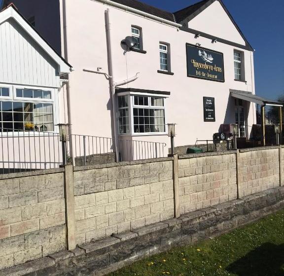 Hotel The Ynyscedwyn Arms