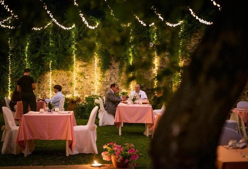 펜션 Le Scuderie Di Villa Montalto