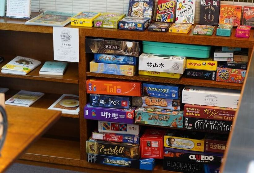 Pensió Kefu Stay & Lounge