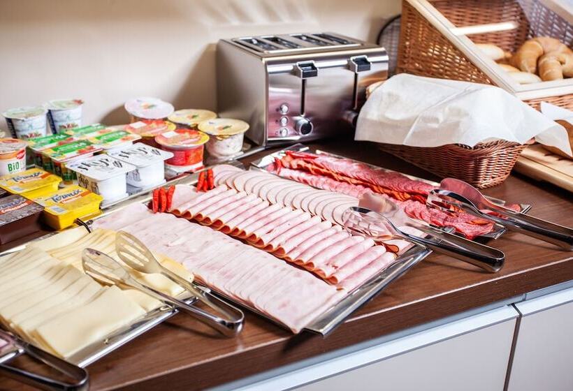 بنسيون Villa Dunaj