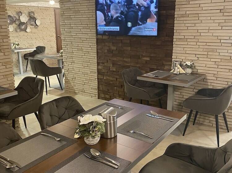 بنسيون Villa Dunaj