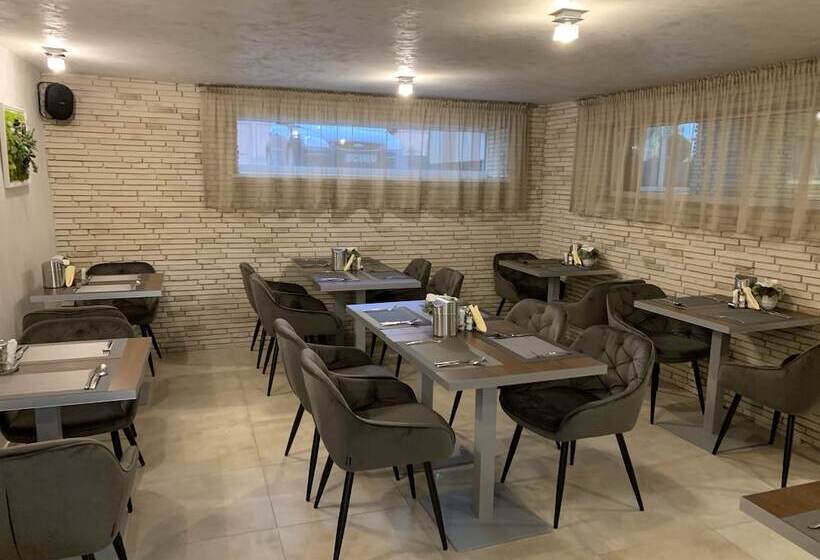 بنسيون Villa Dunaj