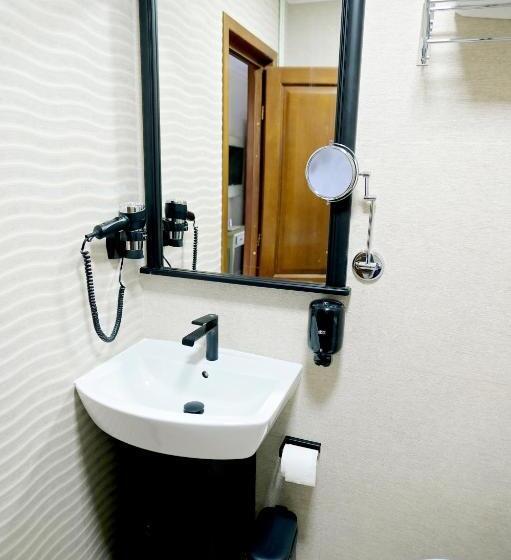 Pensiunea Casa Doamnei Voronet