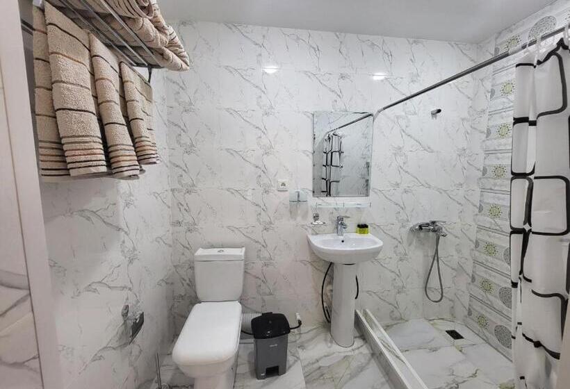 فندق صغير Bobo Haydar Guest House