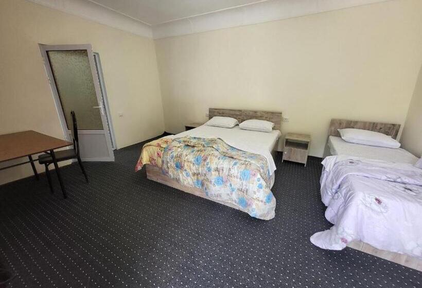 فندق صغير Bobo Haydar Guest House