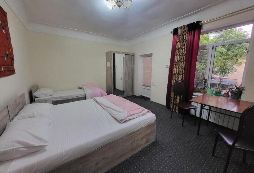 فندق صغير Bobo Haydar Guest House