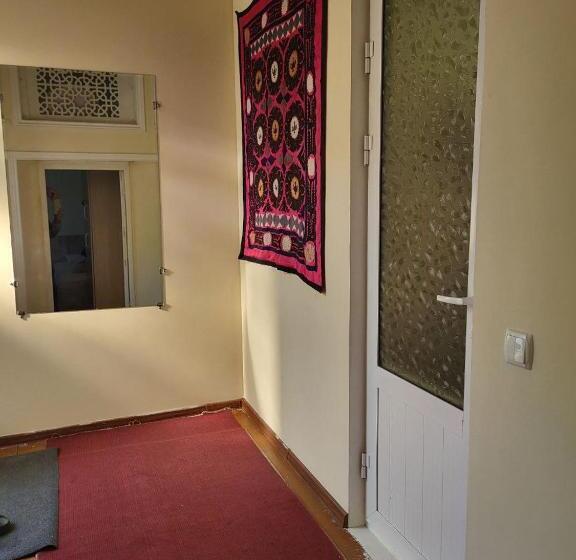 فندق صغير Bobo Haydar Guest House