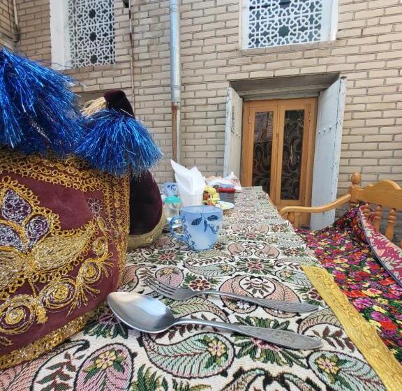 فندق صغير Bobo Haydar Guest House