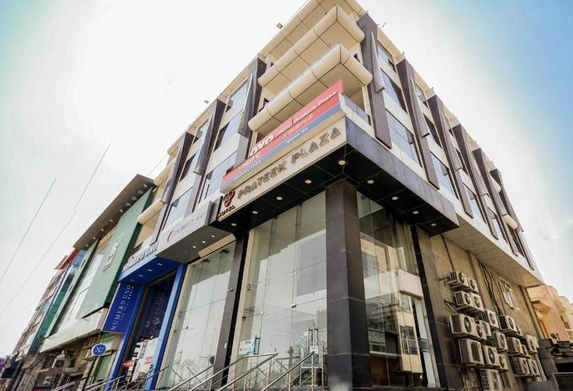 Capital O 35555 Hotel Prateek Plaza