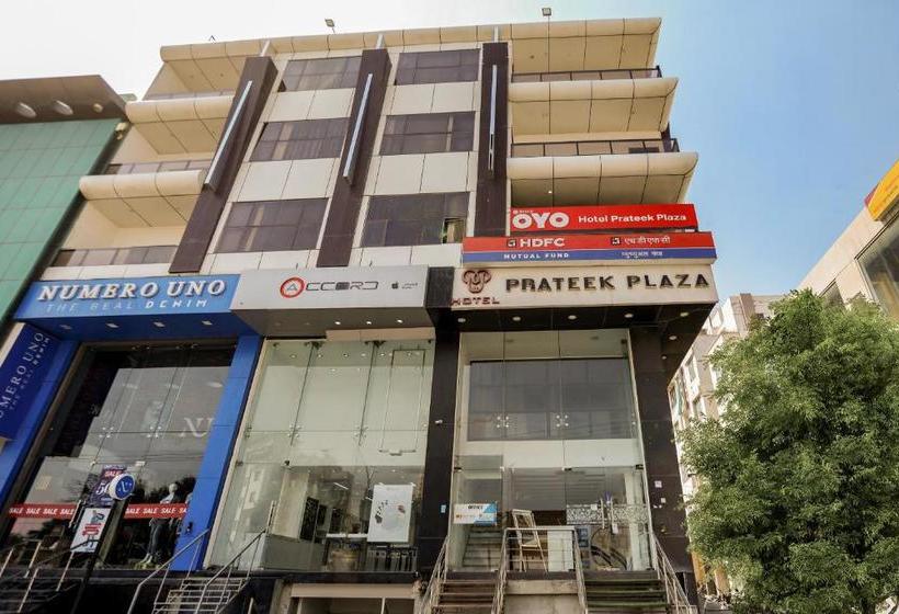 Capital O 35555 Hotel Prateek Plaza