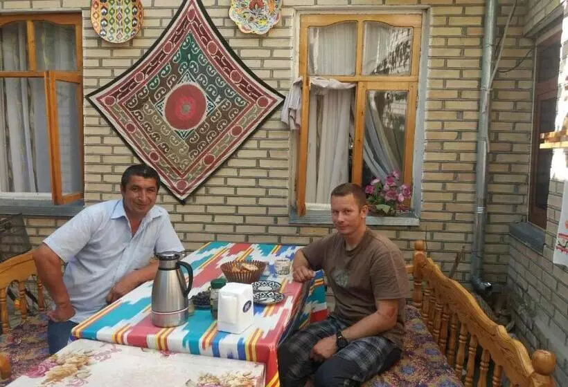 پانسیون Masturabonu Ravshan