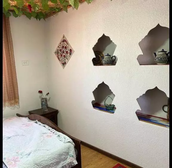 پانسیون Masturabonu Ravshan